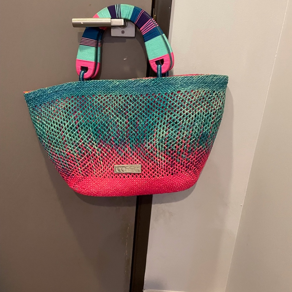 Brand new with tag CAFFE beach bag from Colombia